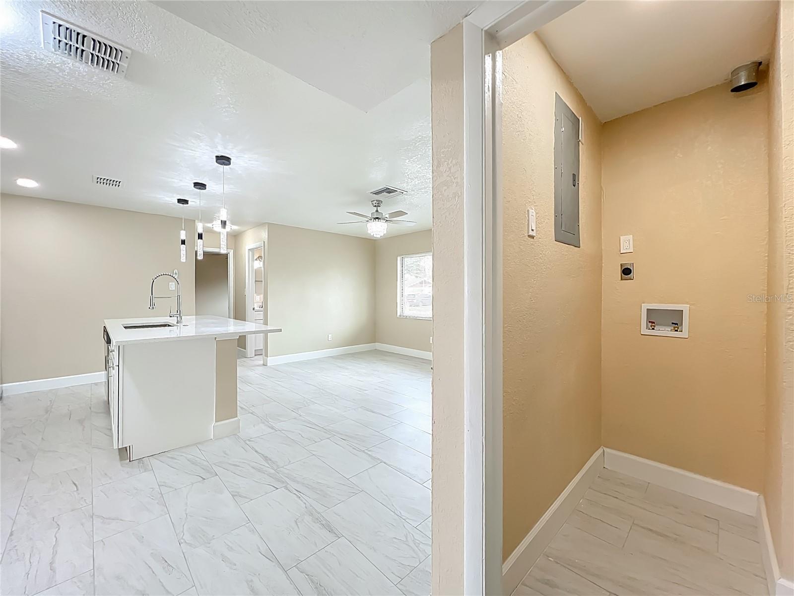 IMPERIAL ESTATES - Residential