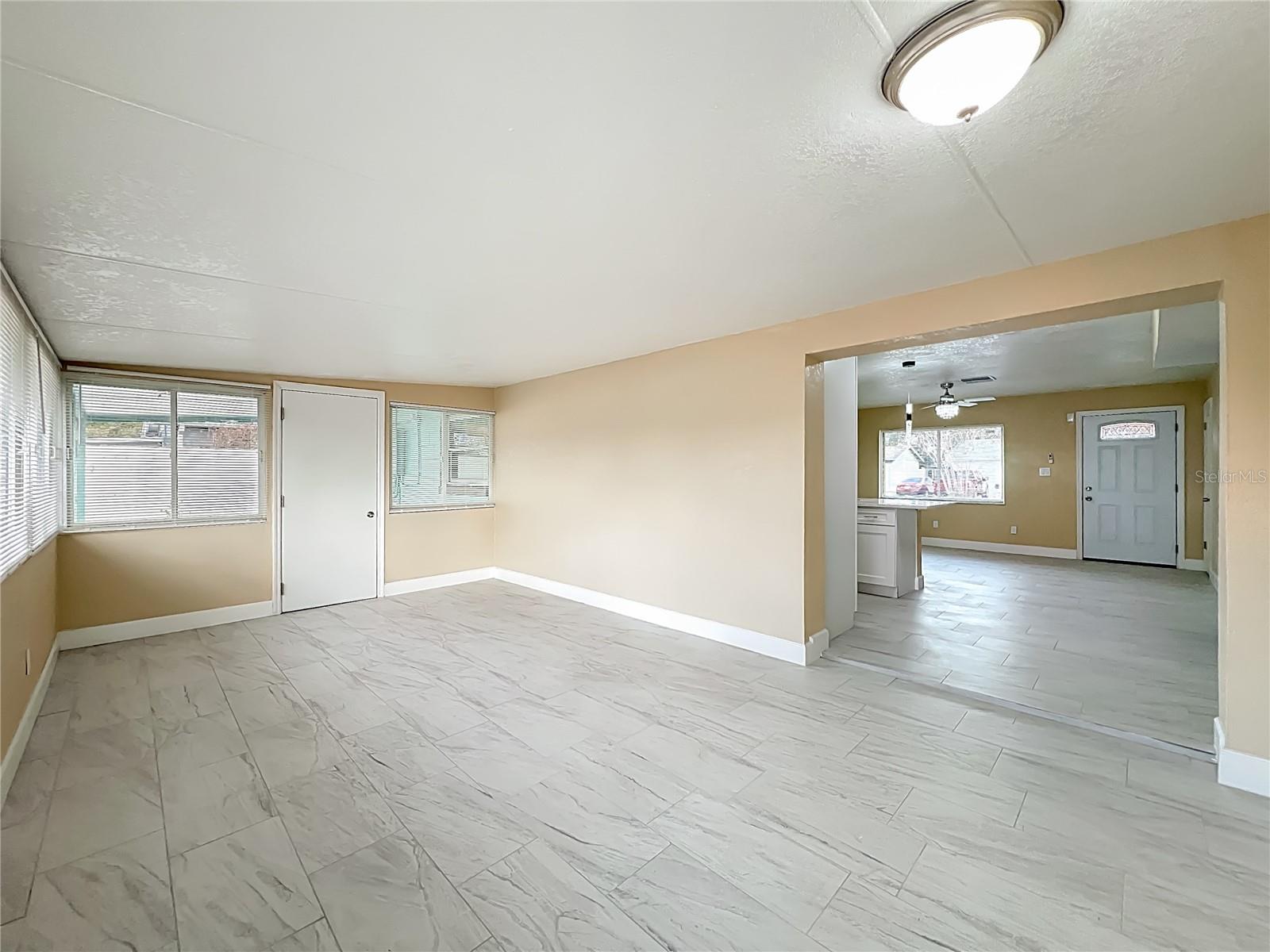 IMPERIAL ESTATES - Residential