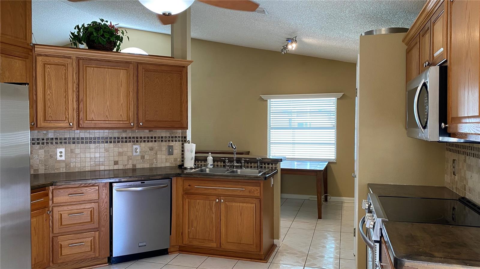 CARPENTERS RUN - Residential Lease