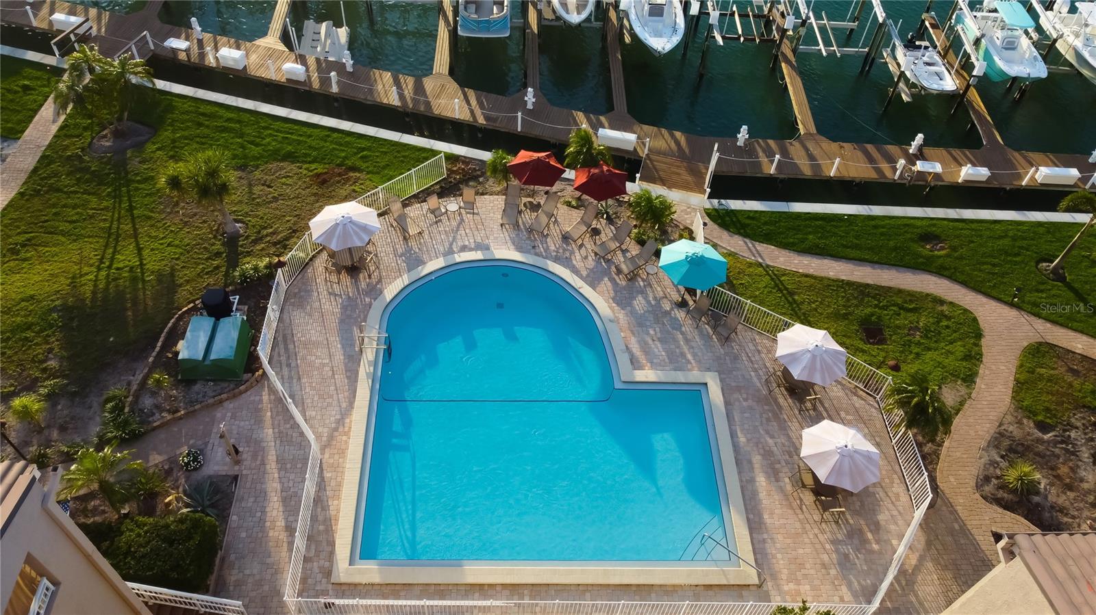 CASTILLO DEL SOL CONDO - Residential