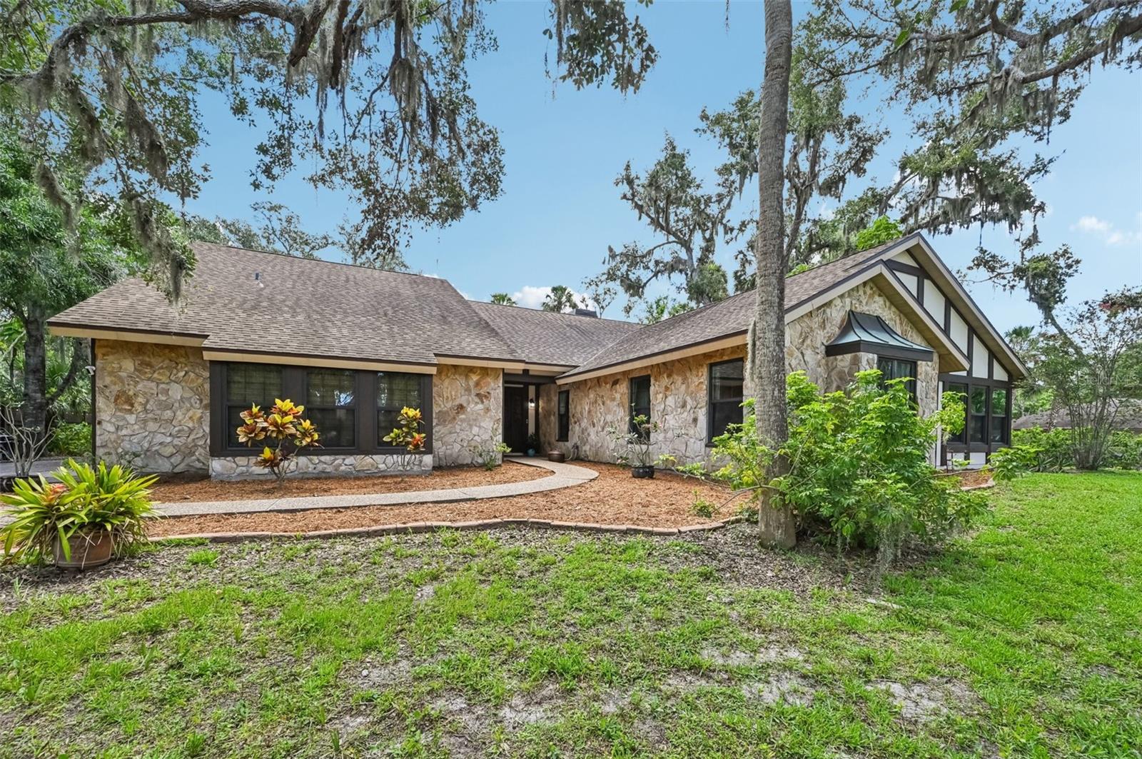 1509 SHADOW RIDGE CIRCLE