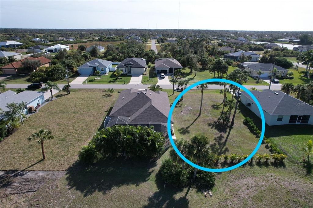 Photo of 422 Albatross Road, Rotonda West, FL 33947 (MLS # D6135779)