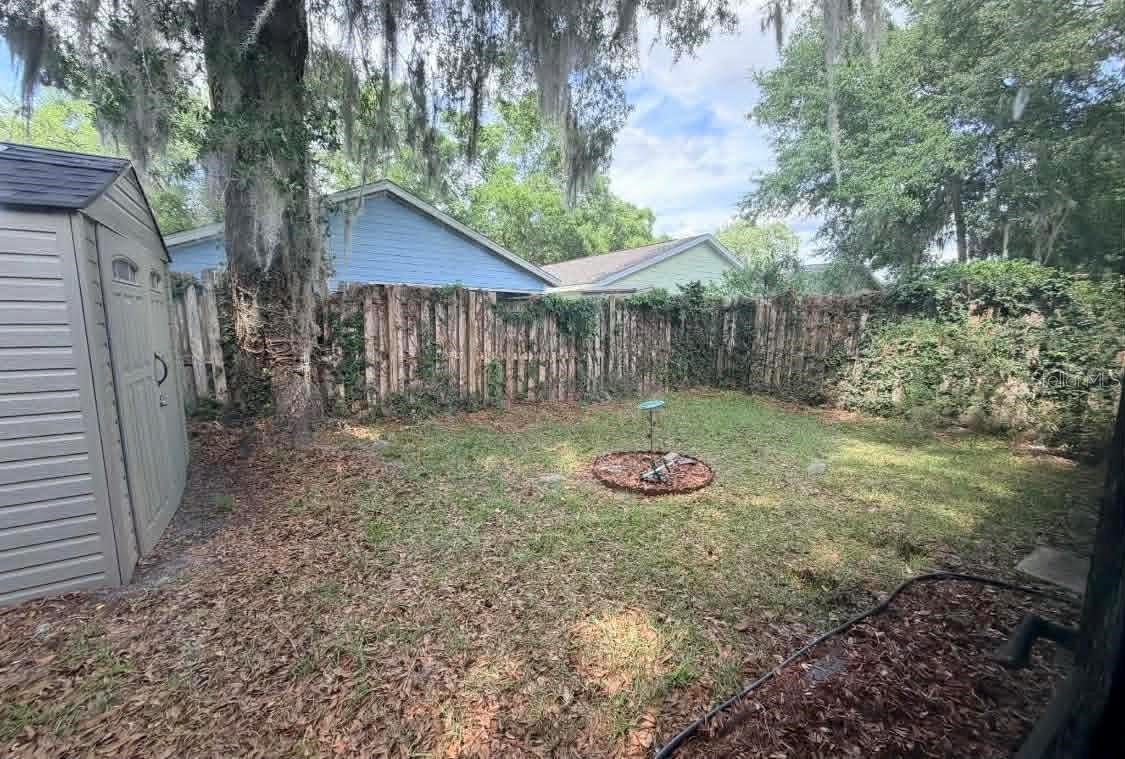 ETHANS GLEN - Residential