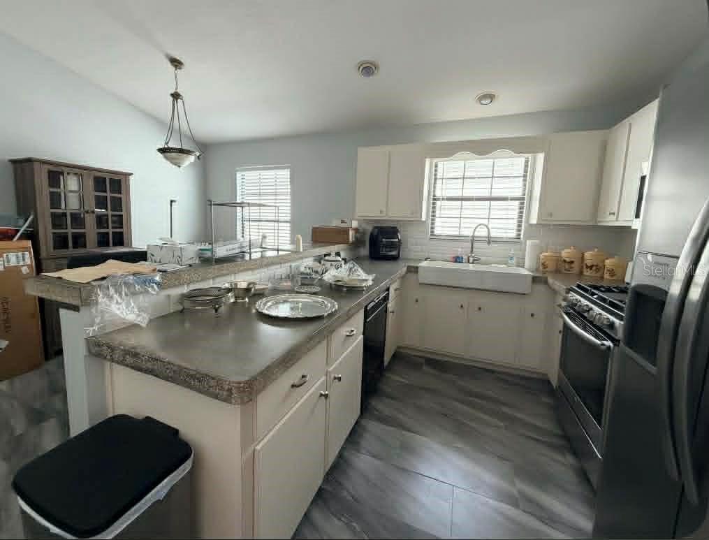 ETHANS GLEN - Residential