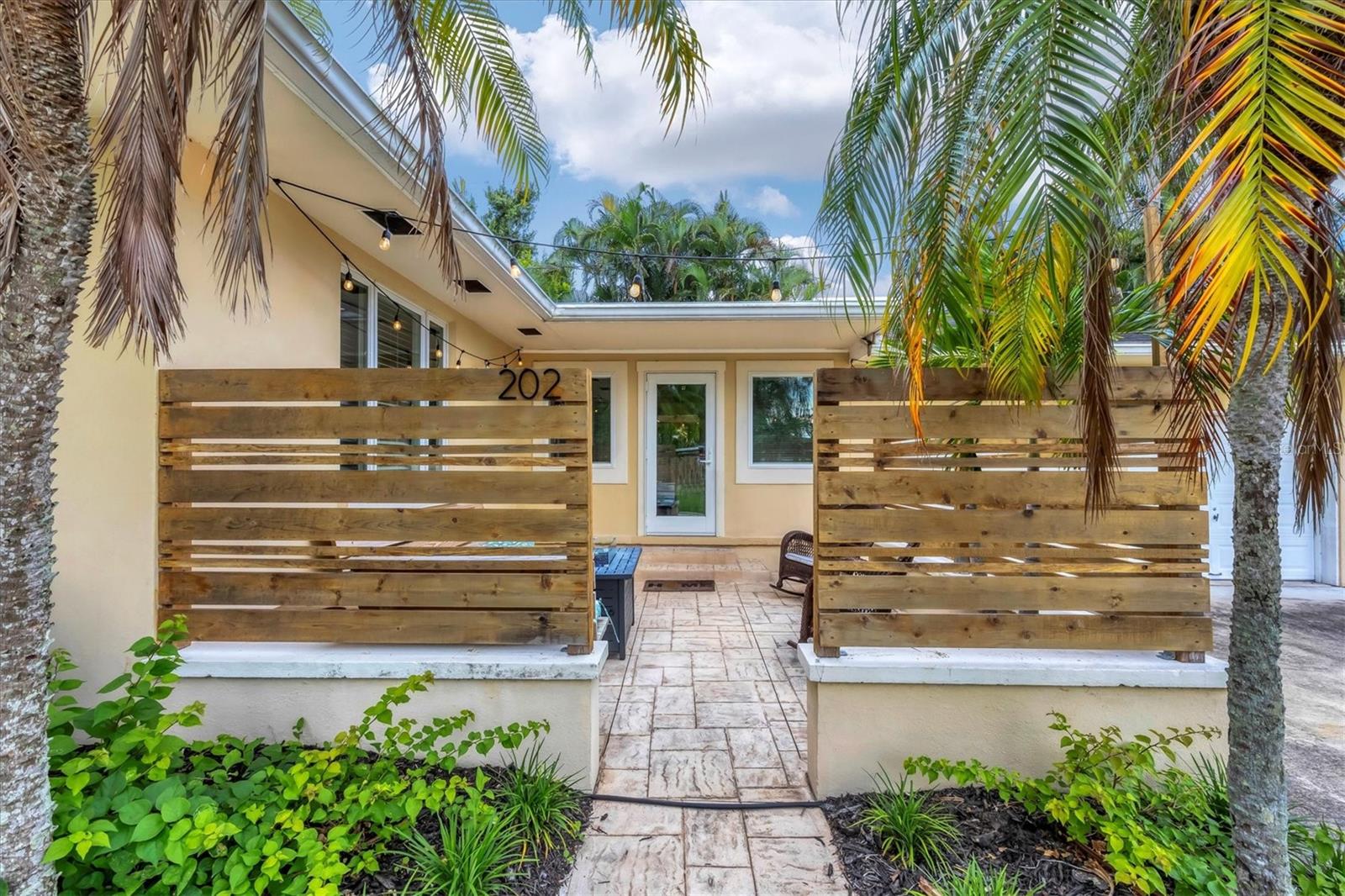 RIO VISTA - Residential