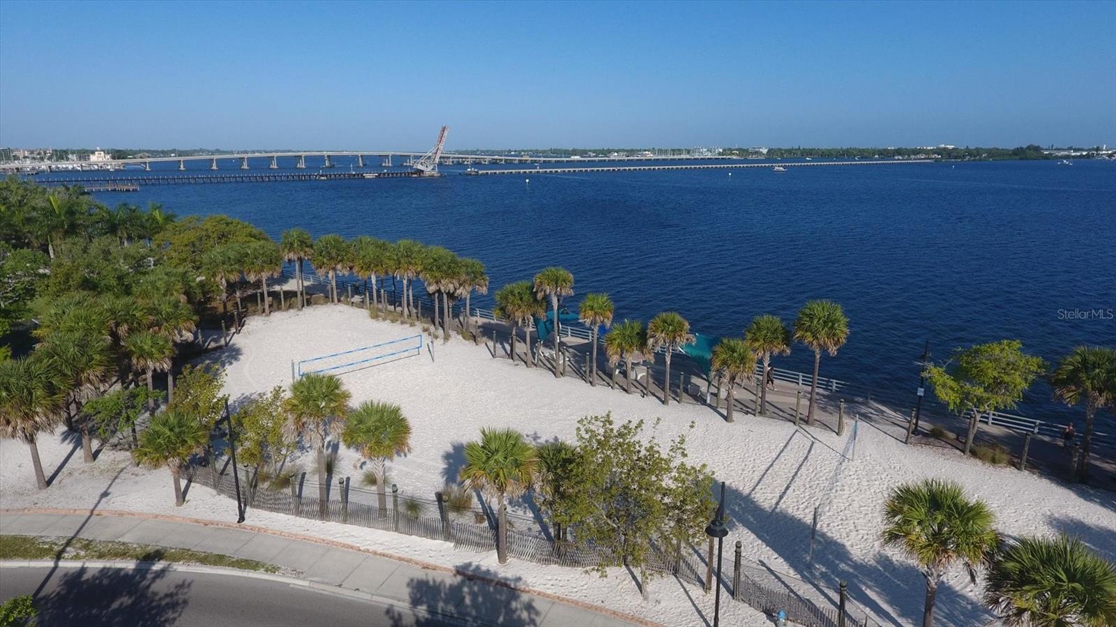 RIO VISTA - Residential