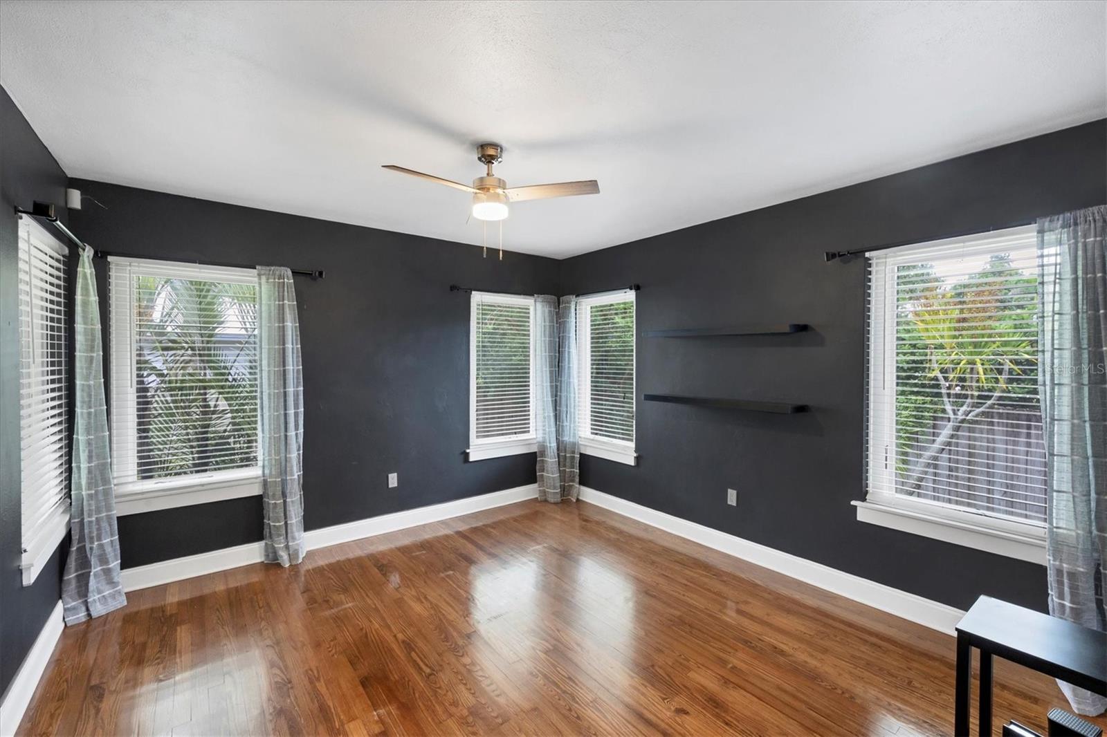 RIO VISTA - Residential