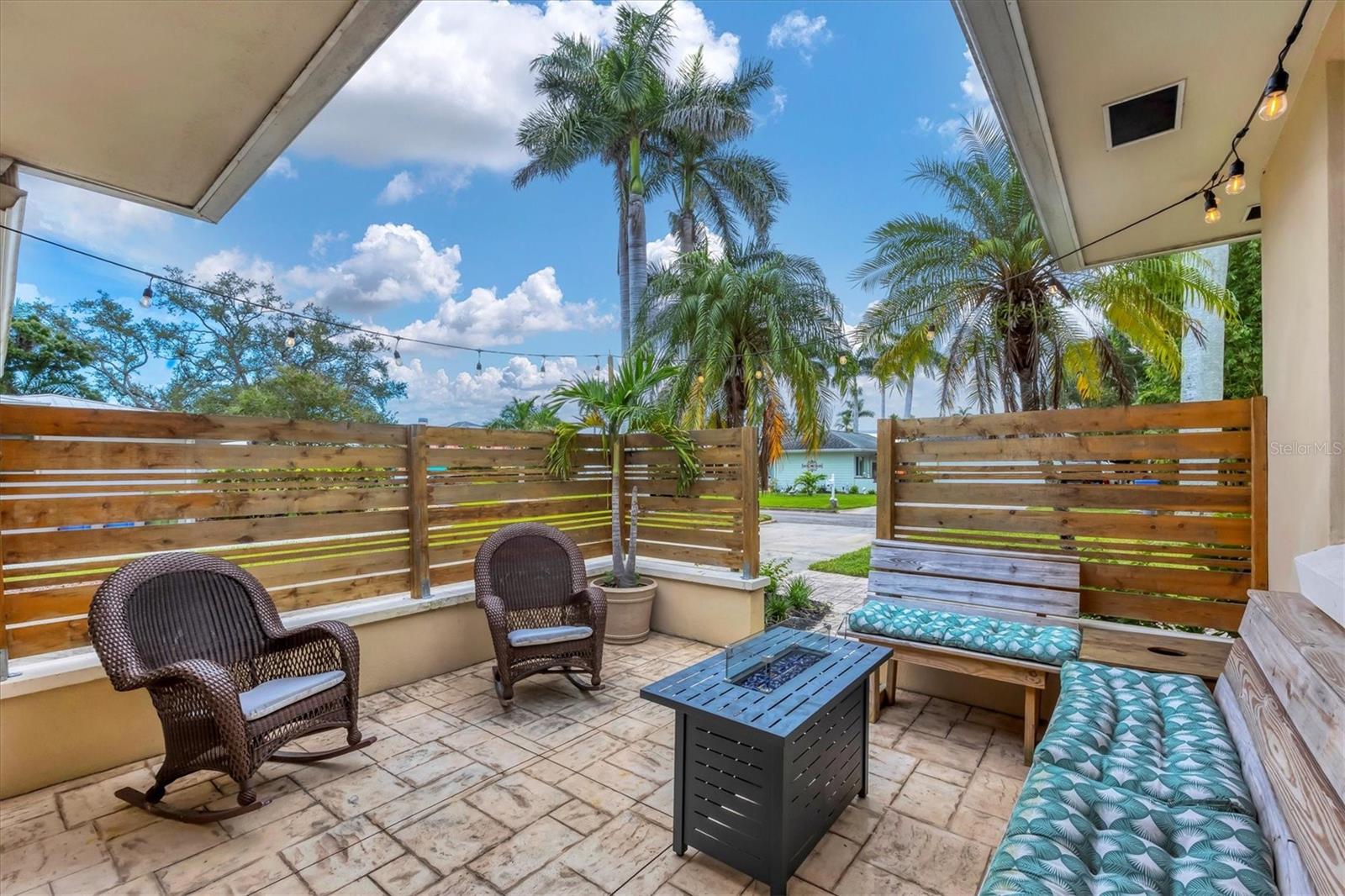 RIO VISTA - Residential