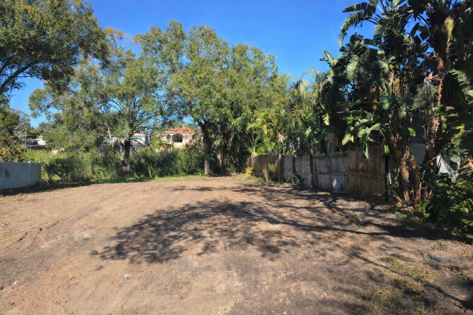 BOULEVARD HEIGHTS 2 - Land