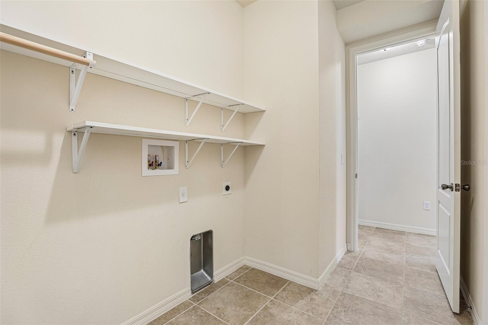 PILLARS LANDING SUB - Residential