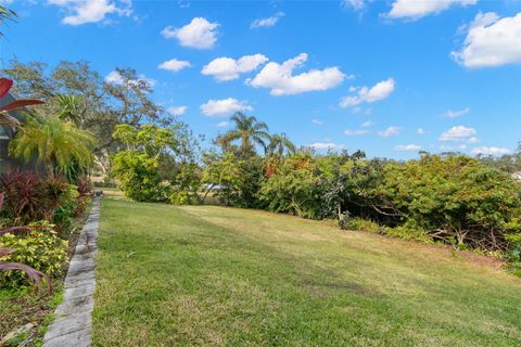 A home in PALM HARBOR