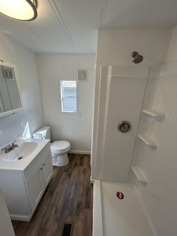 RIVERS EDGE ESTATES - Residential