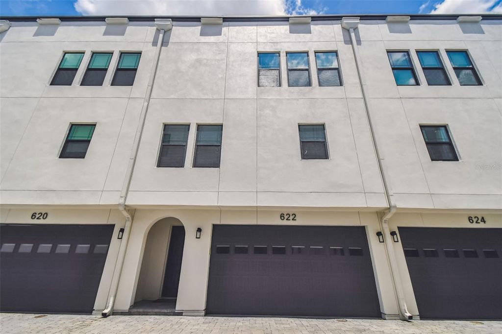 Photo of 622 S Matanzas Avenue, Tampa, FL 33609 (MLS # TB8417697)