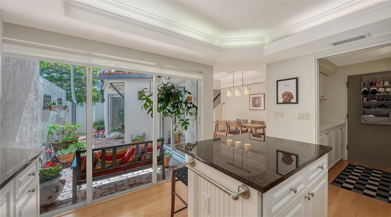 LIBRARY MEWS - Residential