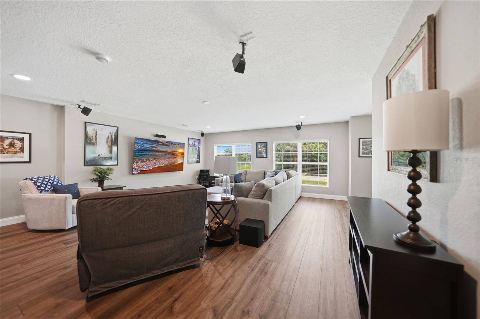 1282 CLEARVIEW DRIVE