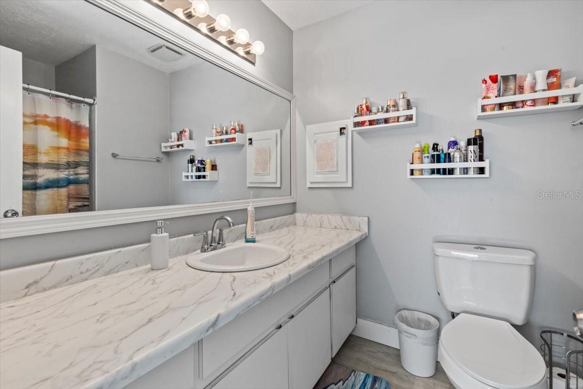 SLEEPY HOLLOW UNIT 01 - Residential