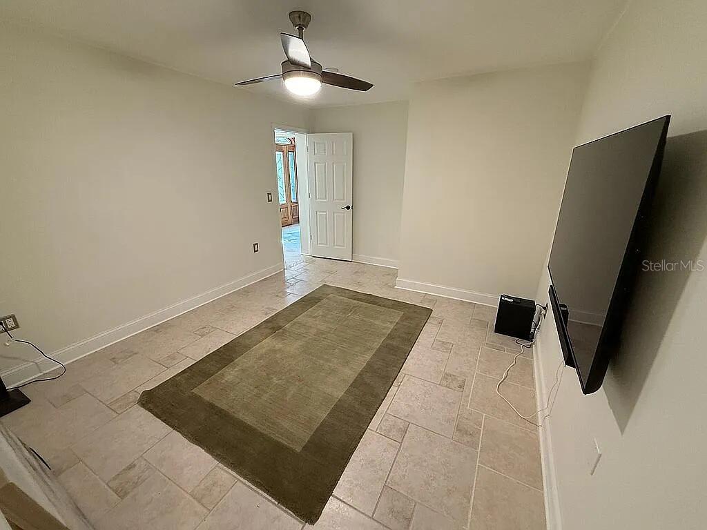 SIESTA ISLES - Residential