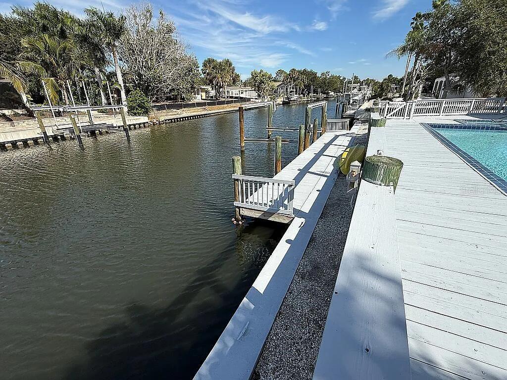 SIESTA ISLES - Residential