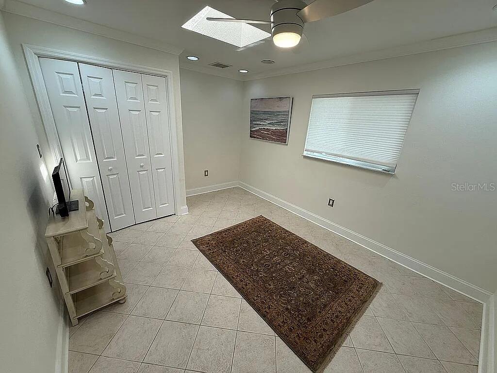 SIESTA ISLES - Residential