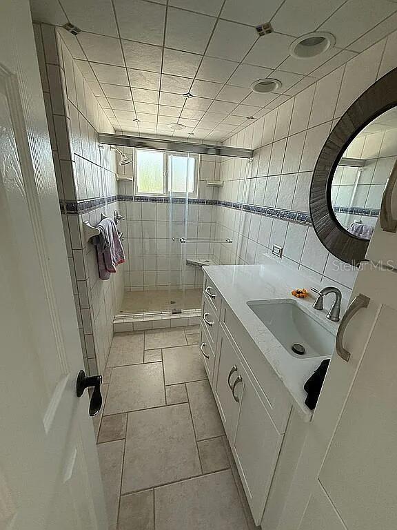 SIESTA ISLES - Residential