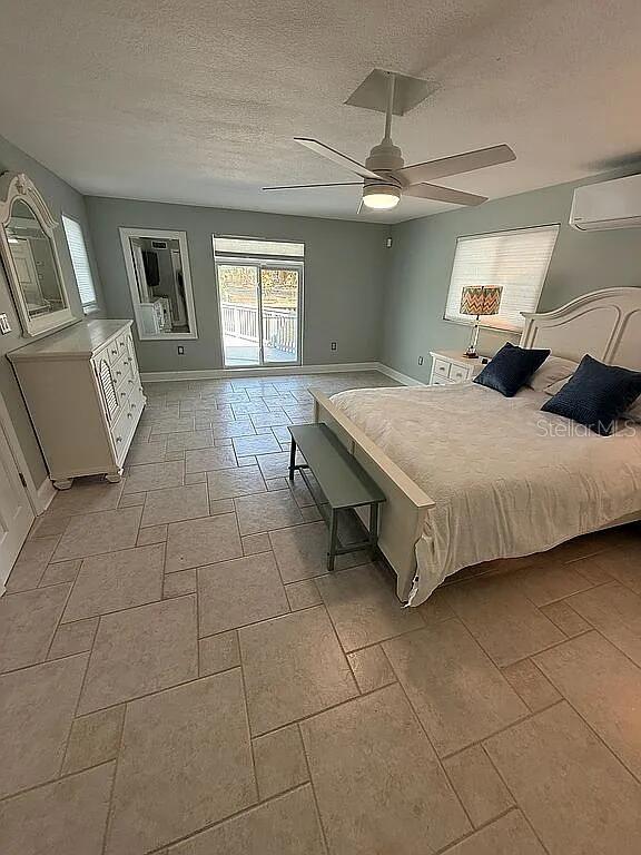 SIESTA ISLES - Residential