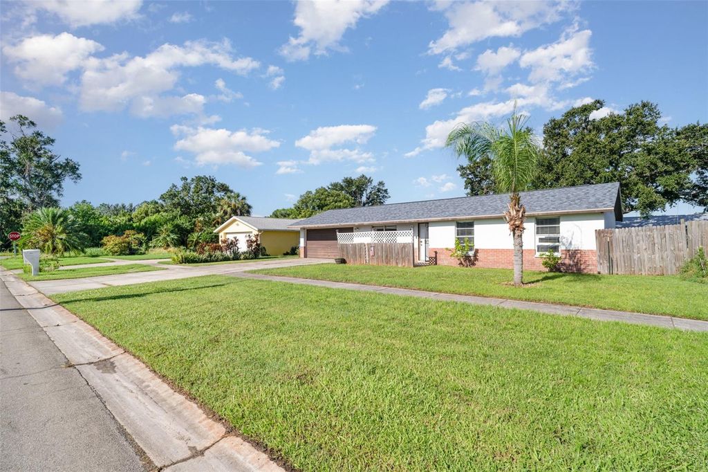 Photo of 6004 Firefly Lane, Apollo Beach, FL 33572 (MLS # TB8423210)