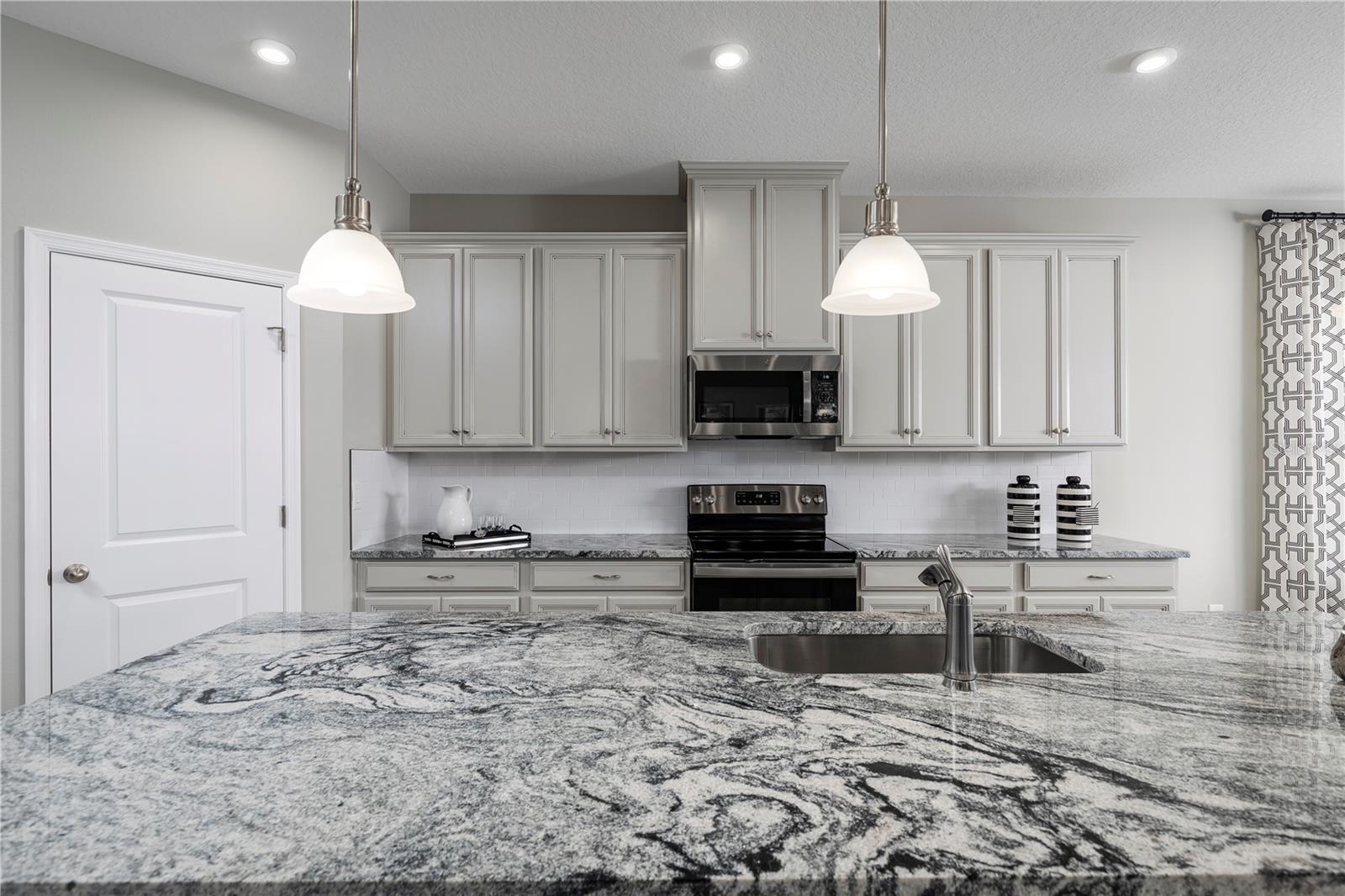 11102 NELLIE CROSSING CIRCLE