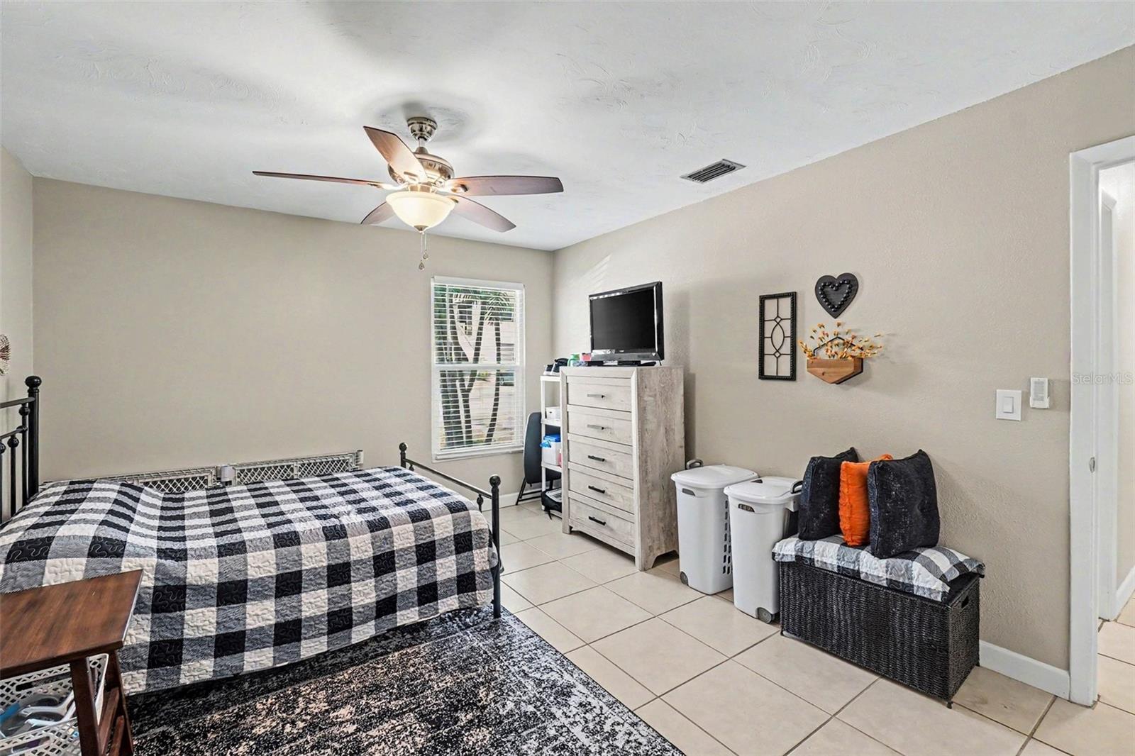 MIRROR LAKE SEC 2 - Residential