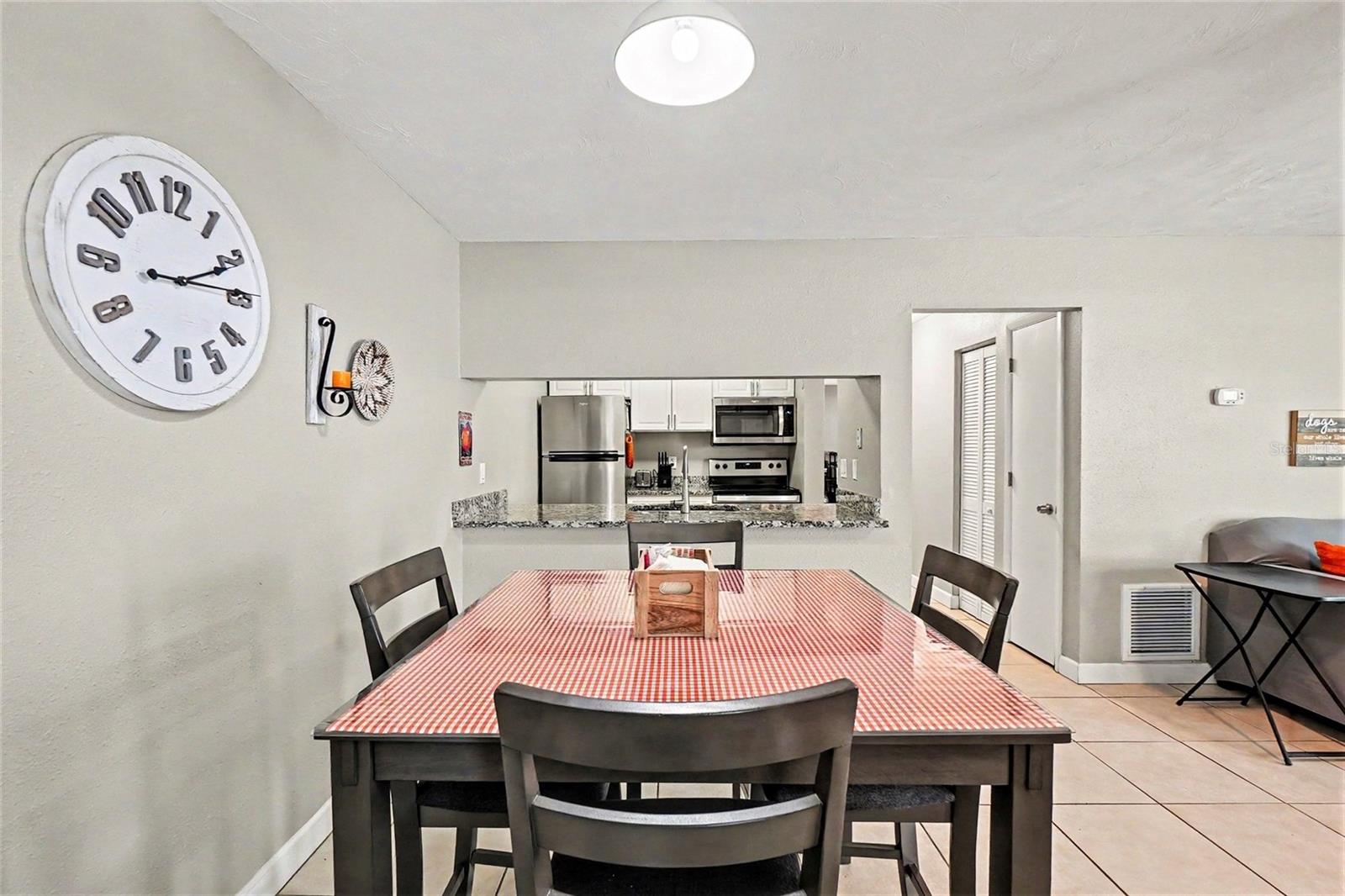 MIRROR LAKE SEC 2 - Residential