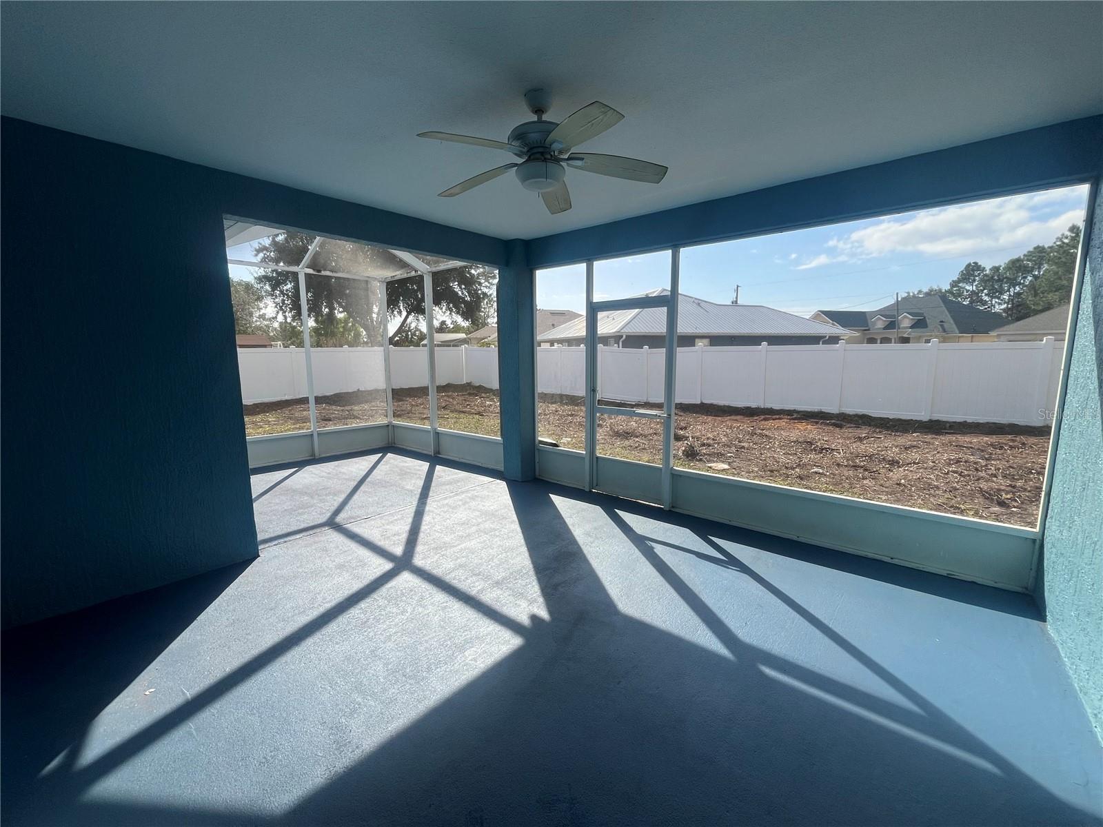 04 FAIRWAYS - Residential