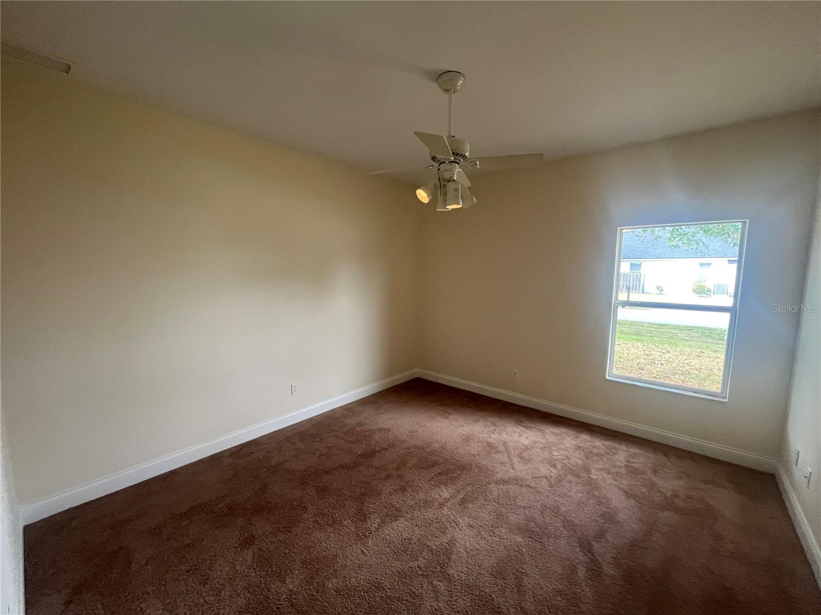 04 FAIRWAYS - Residential