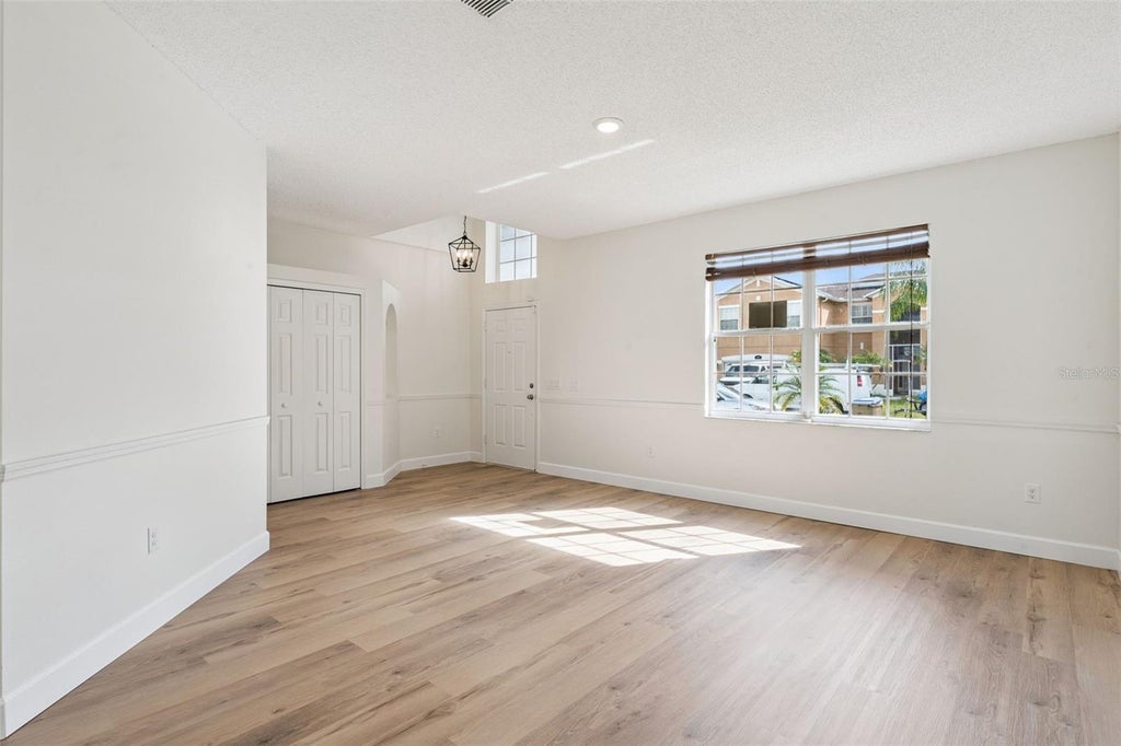 Photo of 406 Bridgewater Court, Kissimmee, FL 34758 (MLS # O6446062)