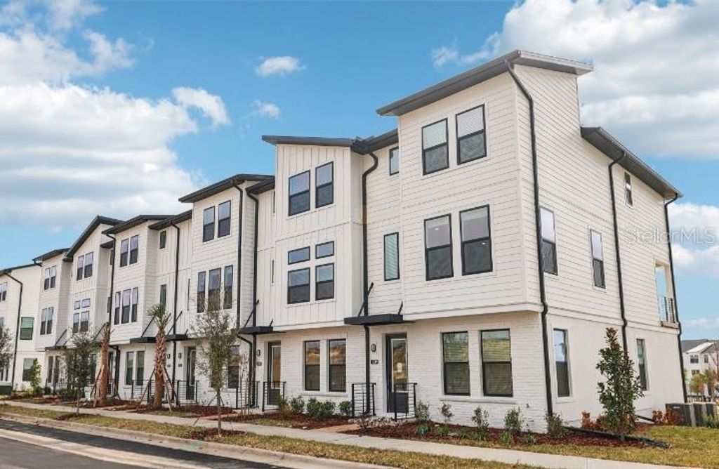 Photo of 15315 Hamlin Park Drive, Winter Garden, FL 34787 (MLS # TB8476889)