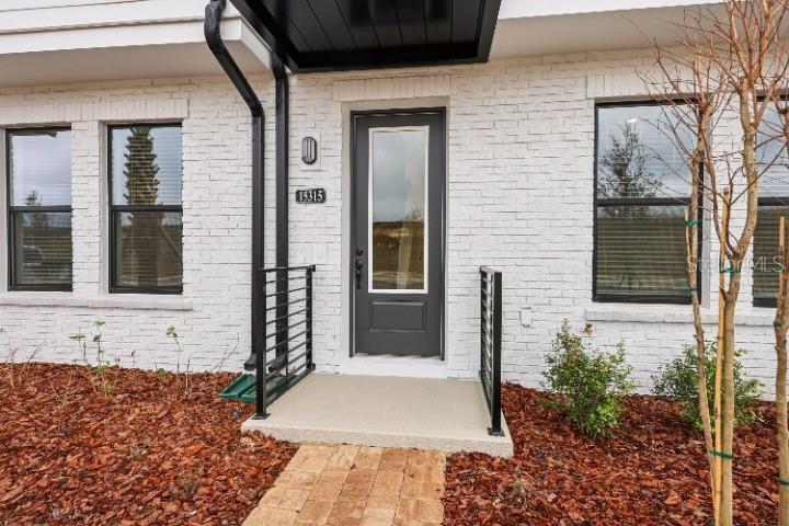 15315 HAMLIN PARK DRIVE