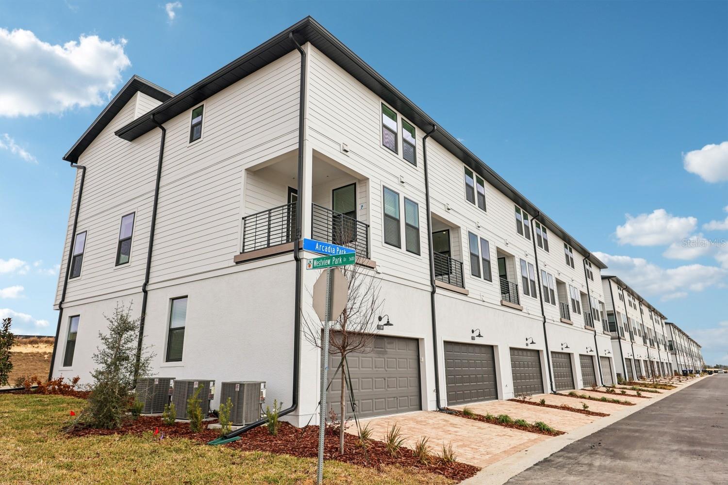 PARKVIEW/HAMLIN - Residential