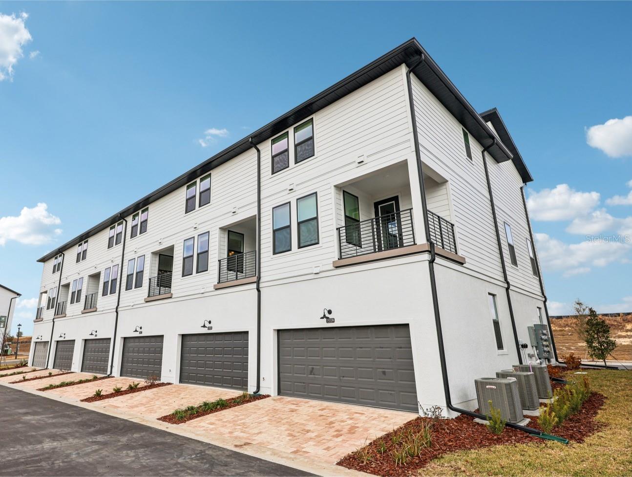 PARKVIEW/HAMLIN - Residential