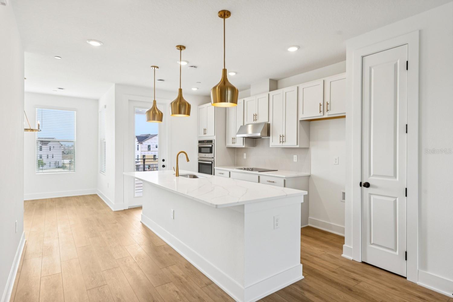 PARKVIEW/HAMLIN - Residential