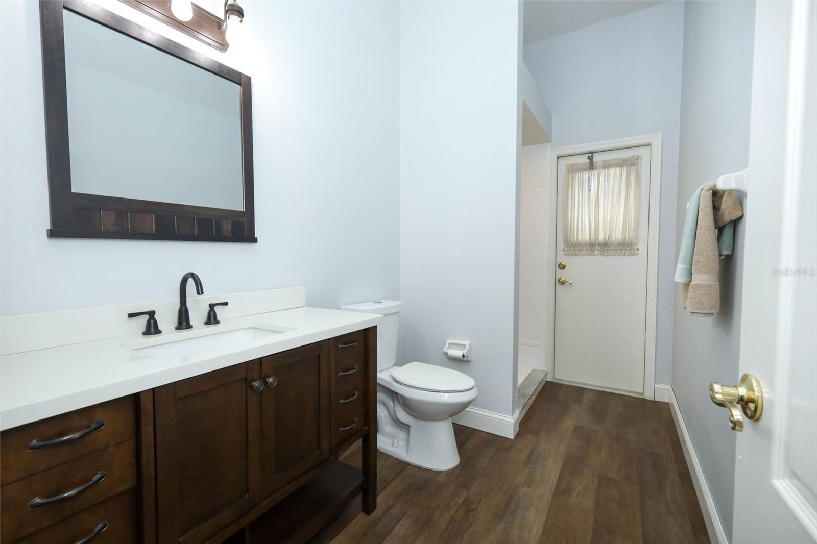 WHISPERING WOODS - Residential