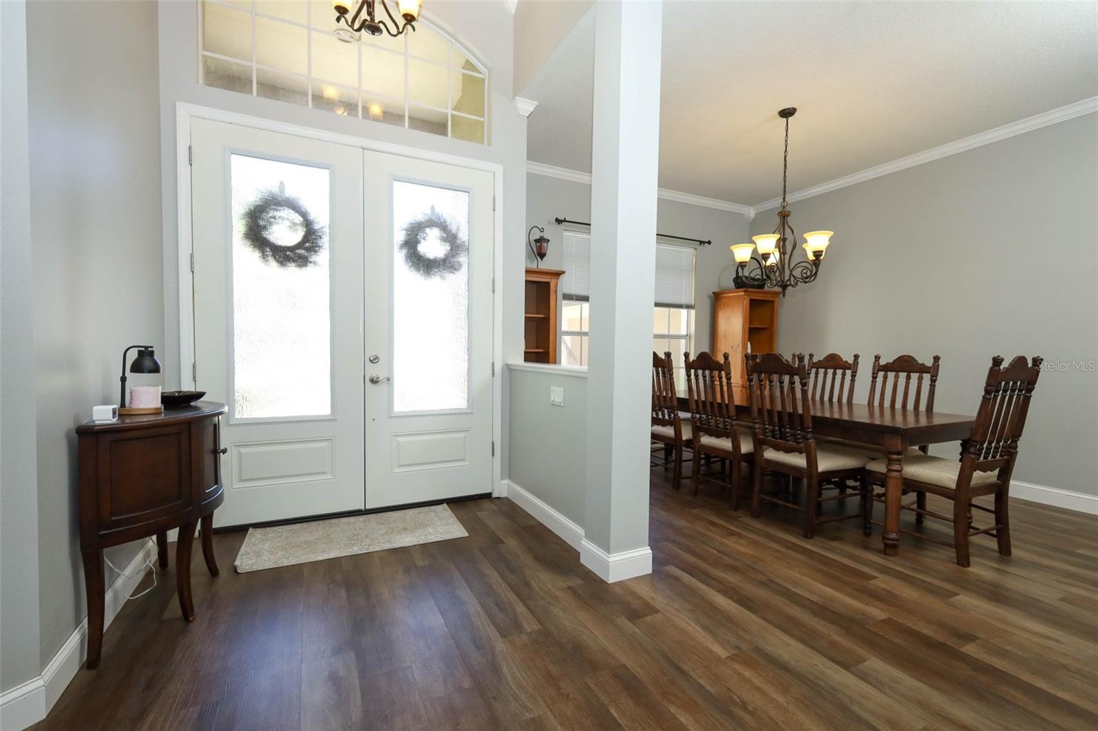 WHISPERING WOODS - Residential