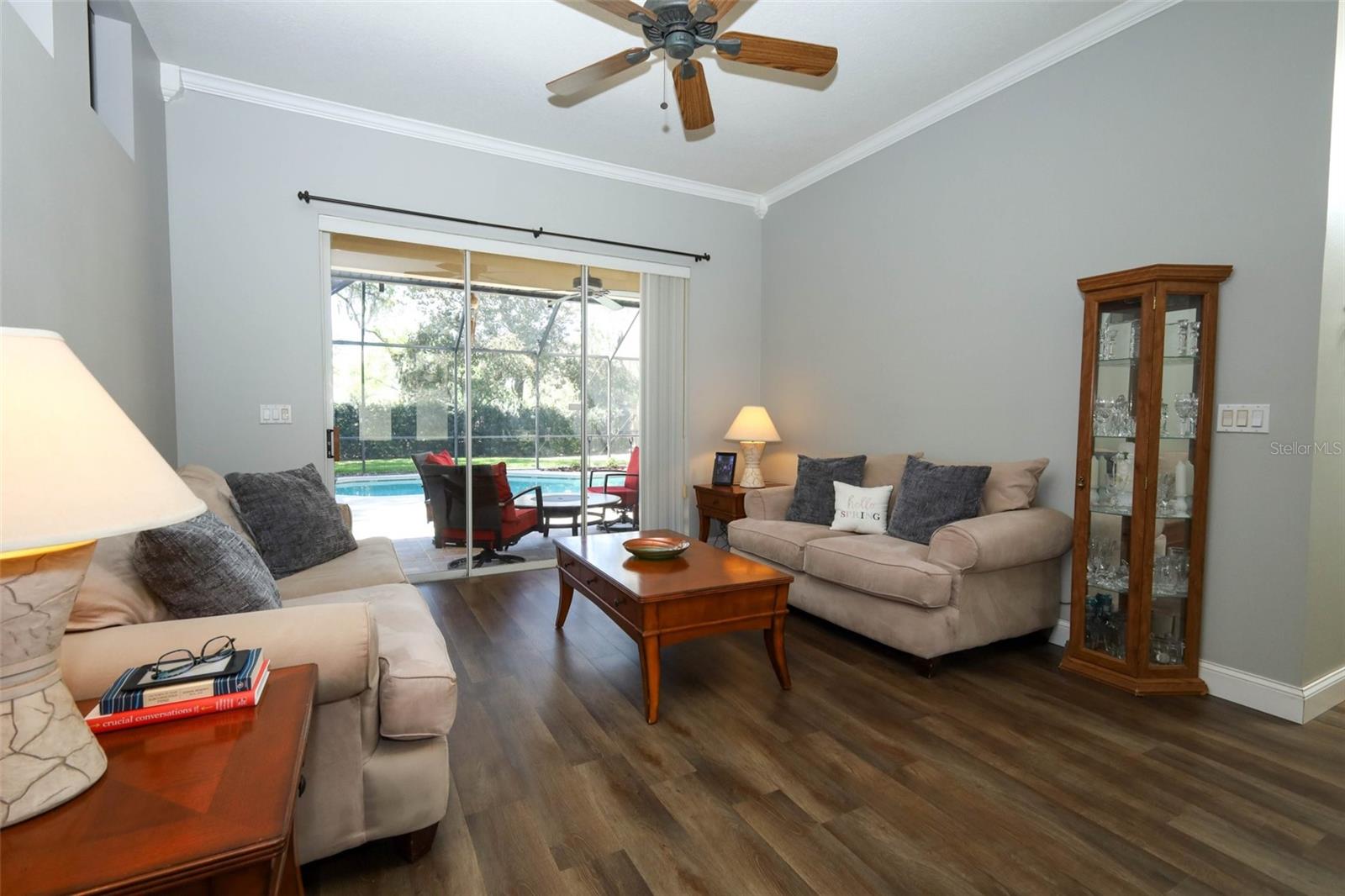 WHISPERING WOODS - Residential