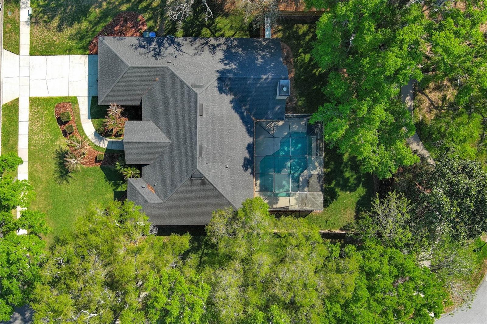 WHISPERING WOODS - Residential