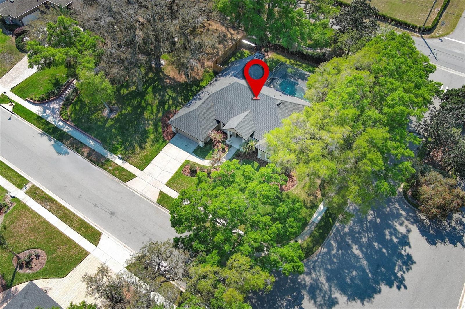 WHISPERING WOODS - Residential