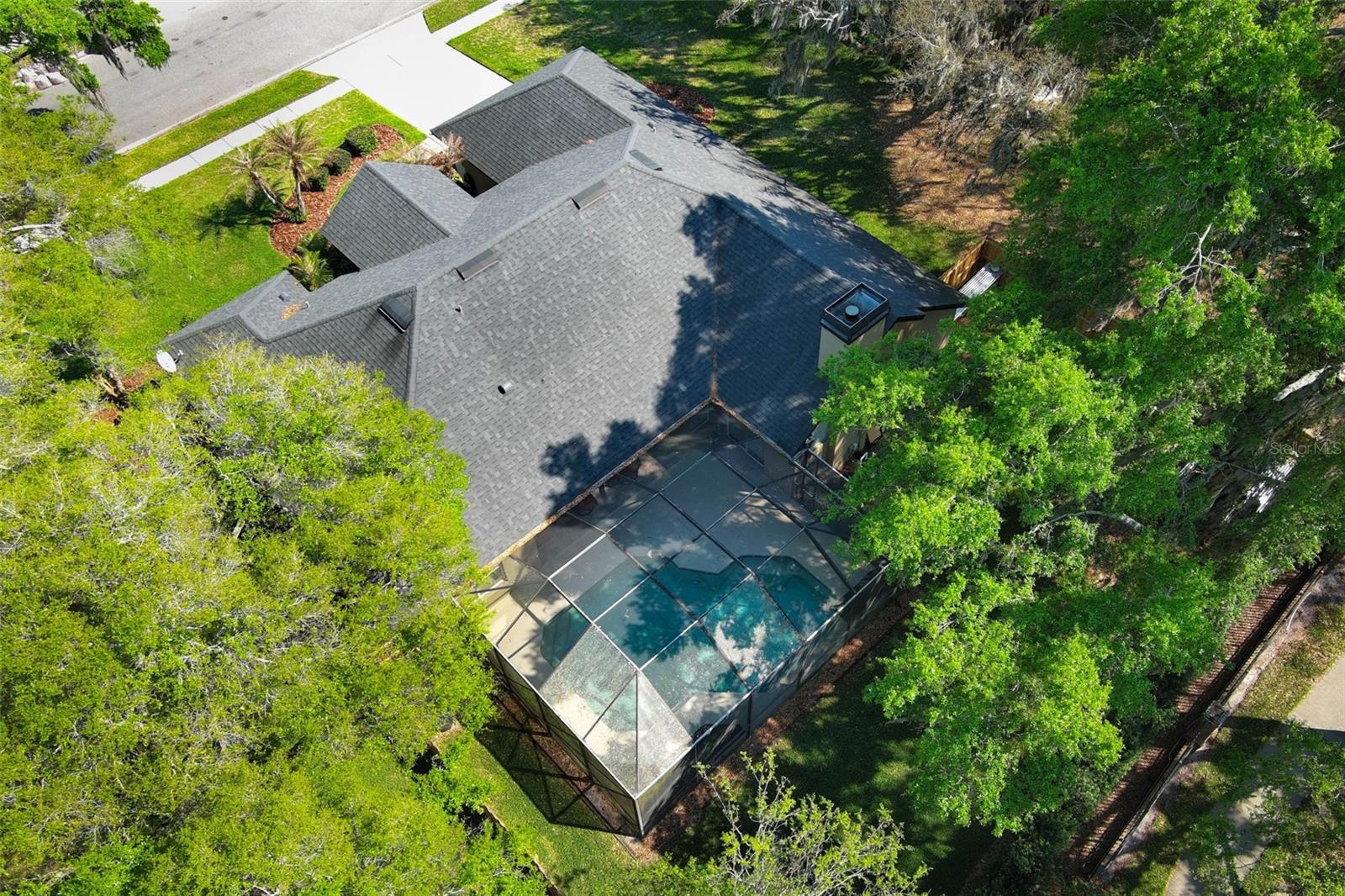 WHISPERING WOODS - Residential