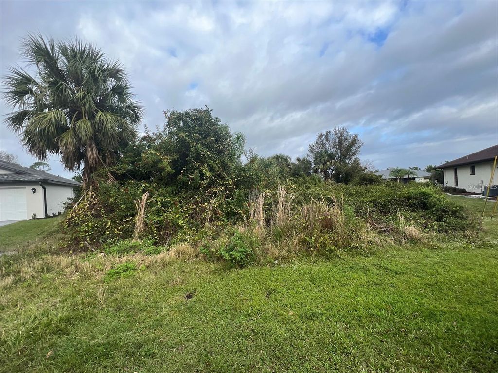 Photo of 30 Santarem Circle, Punta Gorda, FL 33983 (MLS # A4634732)