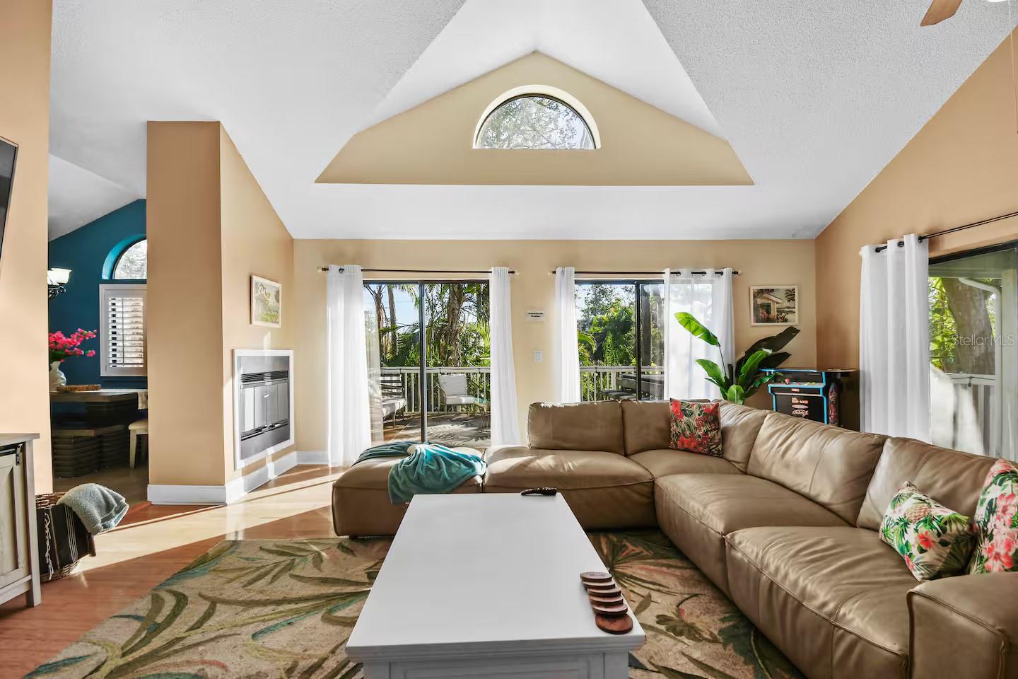 HARBOR VIEW 4 - Residential