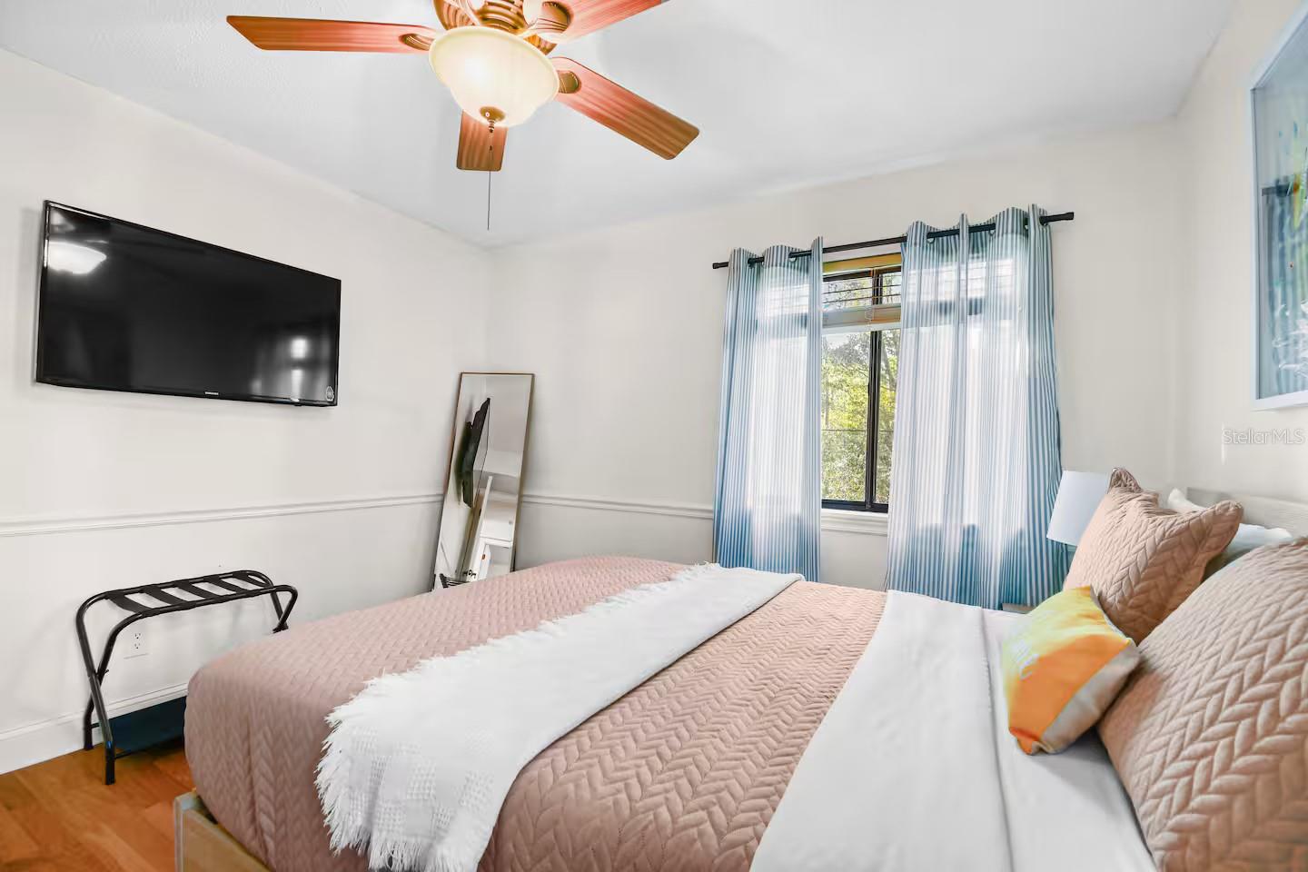 HARBOR VIEW 4 - Residential