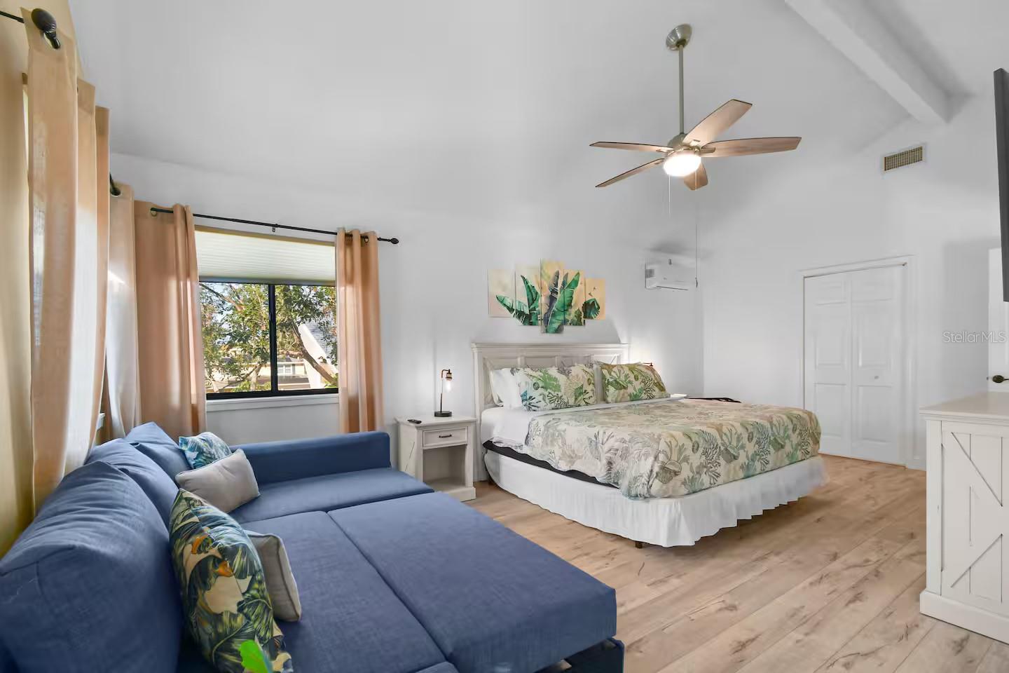 HARBOR VIEW 4 - Residential