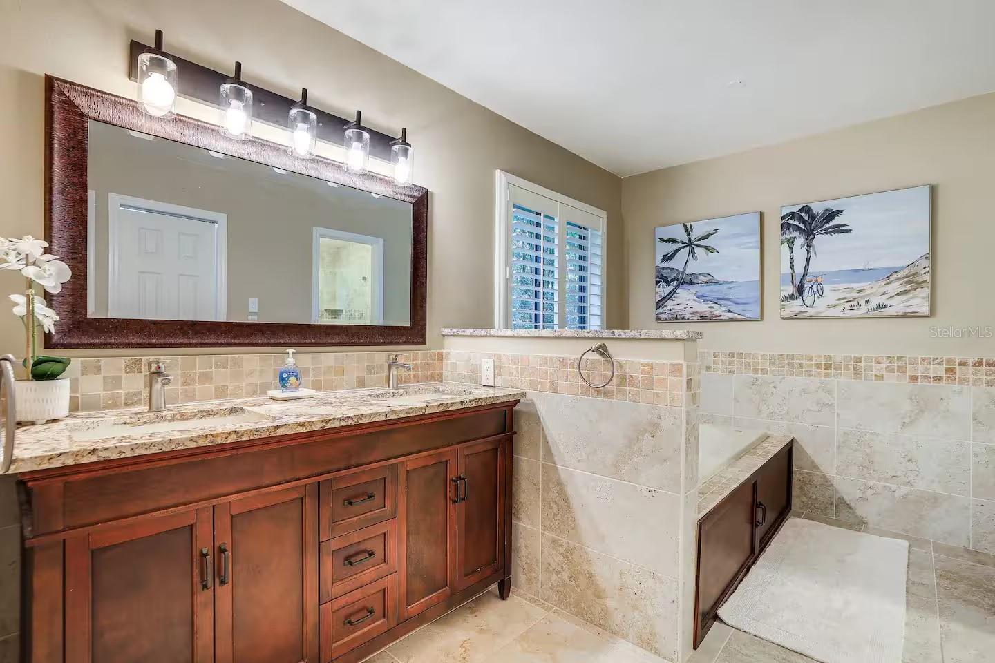 HARBOR VIEW 4 - Residential