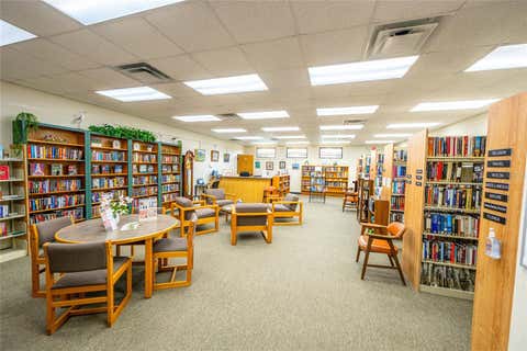 Tiny photo for 150 Azalea Trail, Leesburg, FL 34748 (MLS # O6426652)