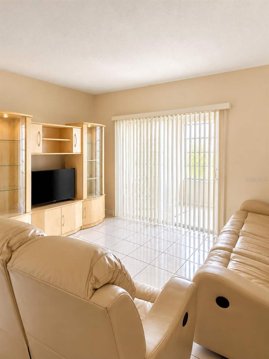 110 ROYAL PALM ROAD 208